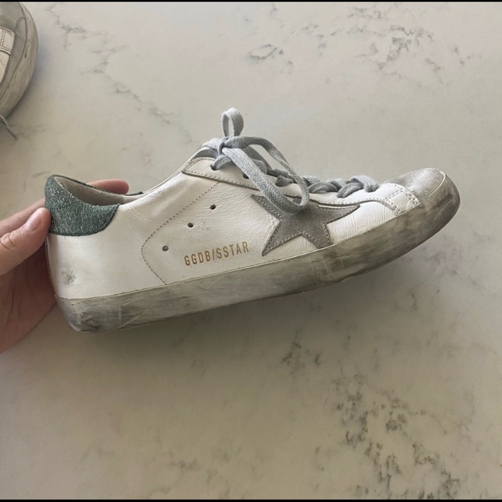 *SOLD* AUTHENTIC GOLDEN GOOSE SNEAKERS